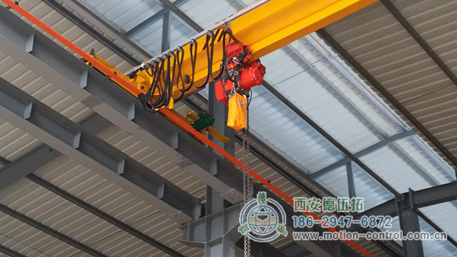 圖為通過編碼器反饋控制的吊軌行車照片 圖為通過編碼器反饋控制的吊軌行車照片