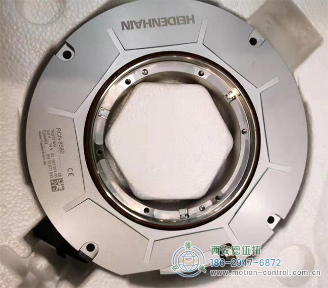 圖為海德漢RCN系列角度編碼器實(shí)物照片 圖為海德漢RCN系列角度編碼器實(shí)物照片